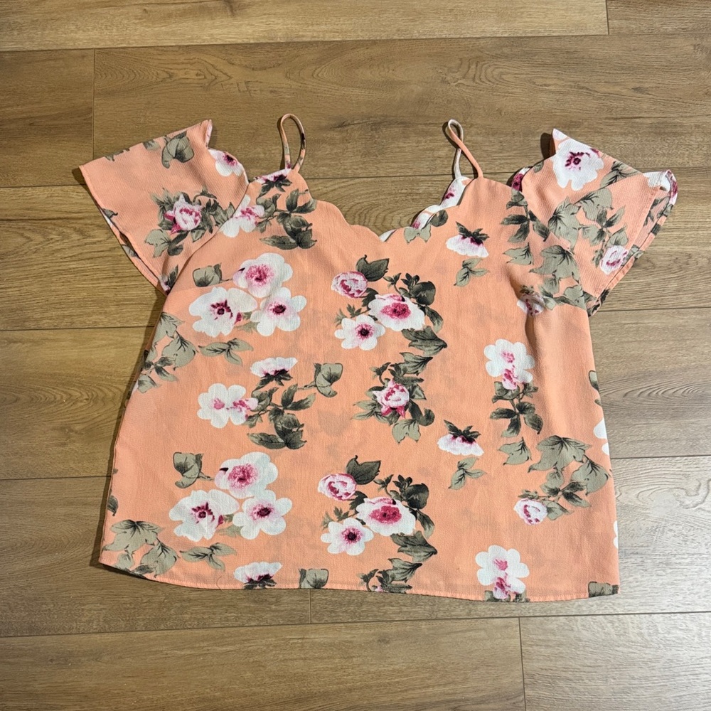 Elegant Floral Women's Blouse in Peach